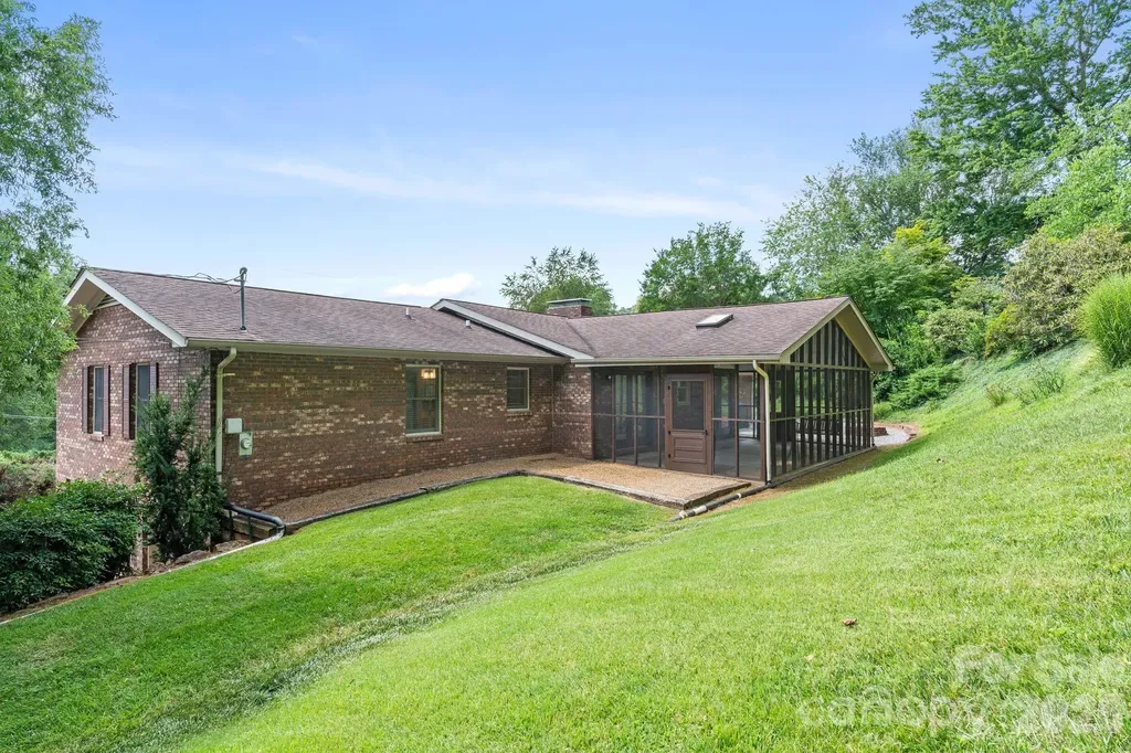 44 Green Drive Waynesville NC 28785