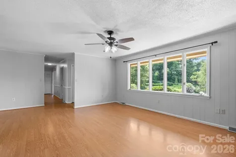 44 Green Drive Waynesville NC 28785