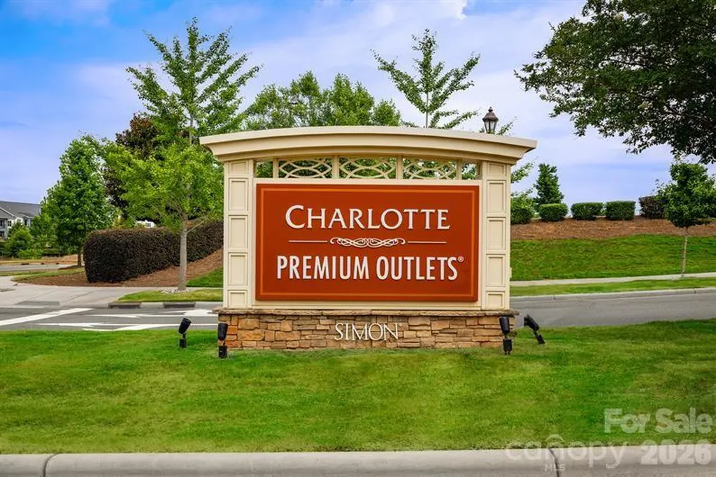 6165 Bridle Creek Drive Charlotte NC 28214