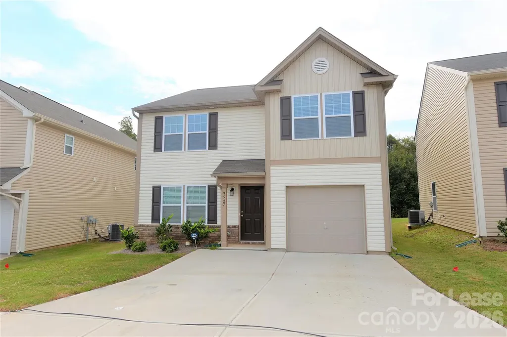 9527 Hanberry Boulevard Charlotte NC 28213