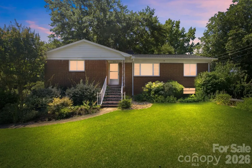 3800 Arvin Drive Charlotte NC 28269
