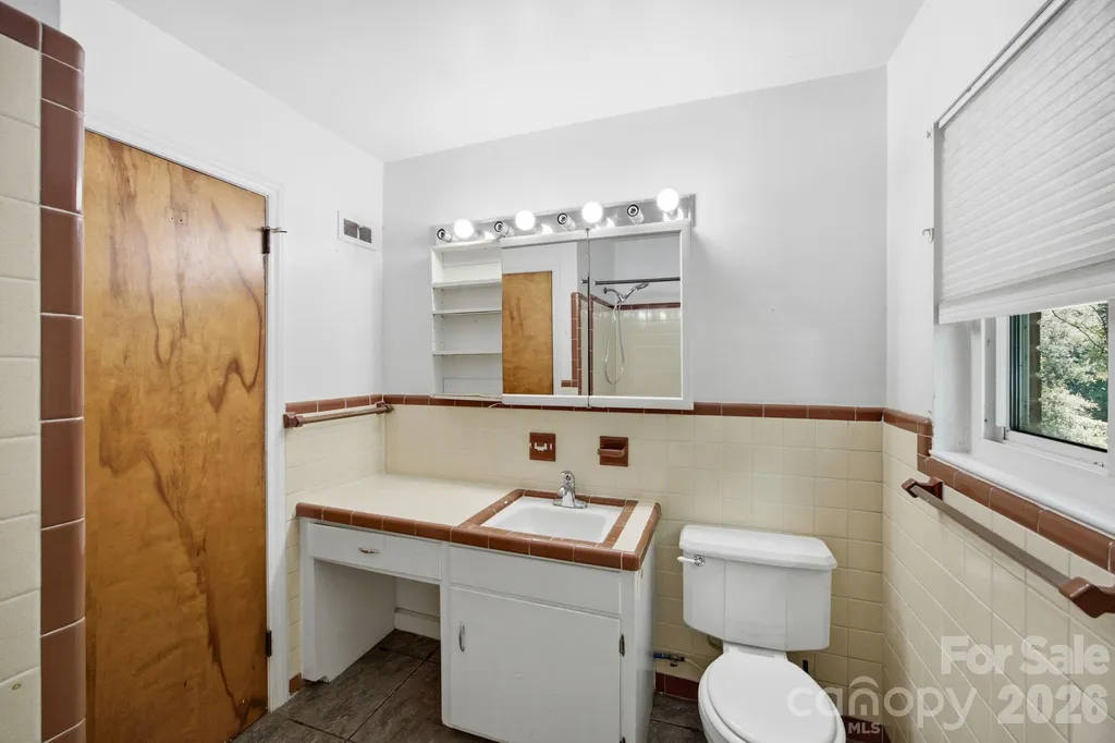 3800 Arvin Drive Charlotte NC 28269