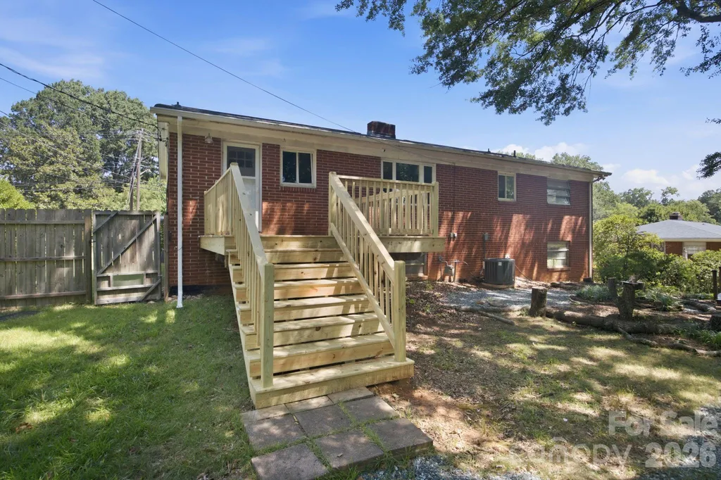 3800 Arvin Drive Charlotte NC 28269