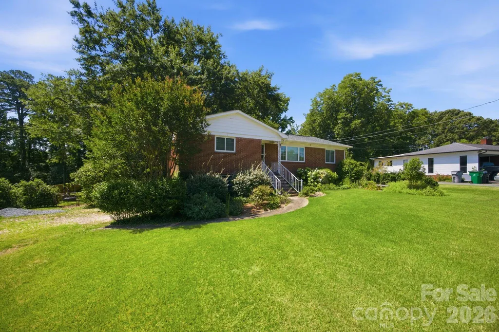 3800 Arvin Drive Charlotte NC 28269