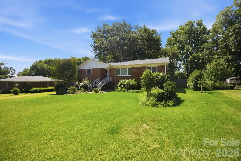 3800 Arvin Drive Charlotte NC 28269