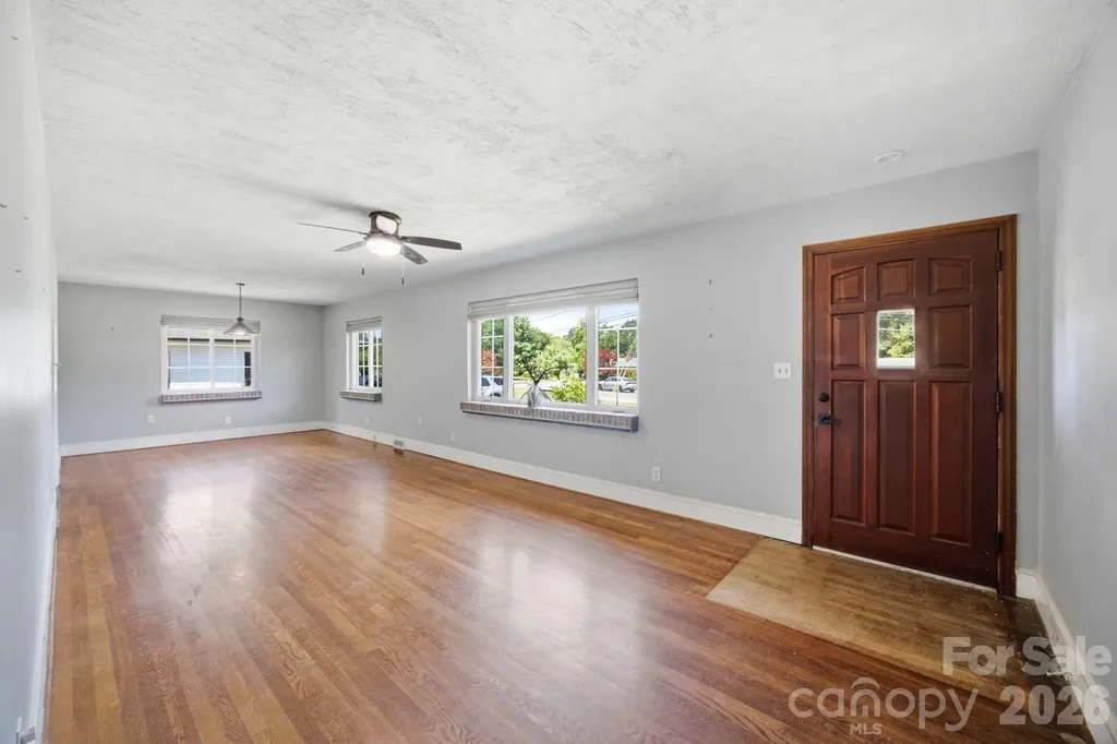 3800 Arvin Drive Charlotte NC 28269