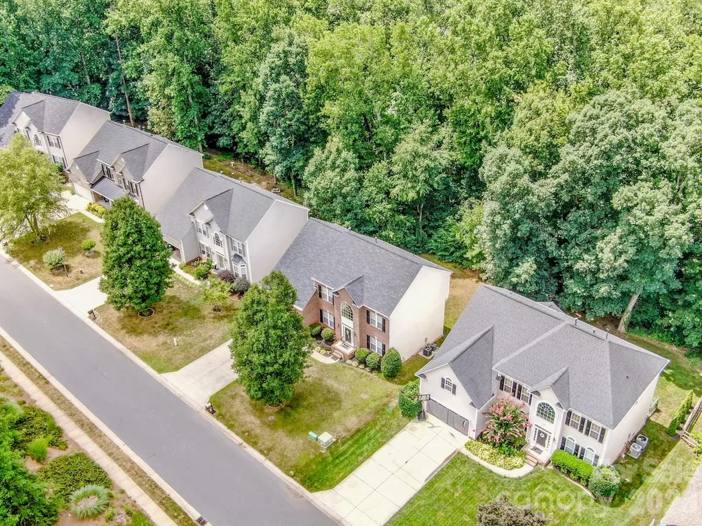 121 Crimson Orchard Drive Mooresville NC 28115