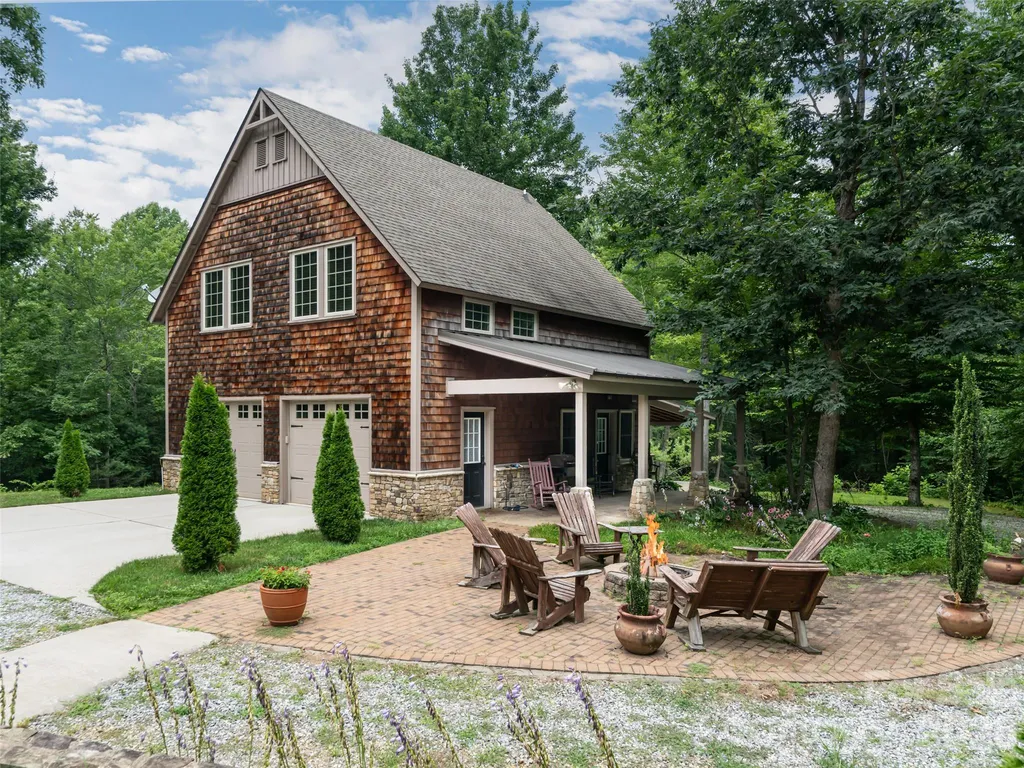103 Old Saluda Drive Saluda NC 28773