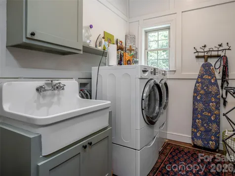 103 Old Saluda Drive Saluda NC 28773