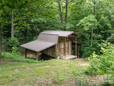 103 Old Saluda Drive Saluda NC 28773