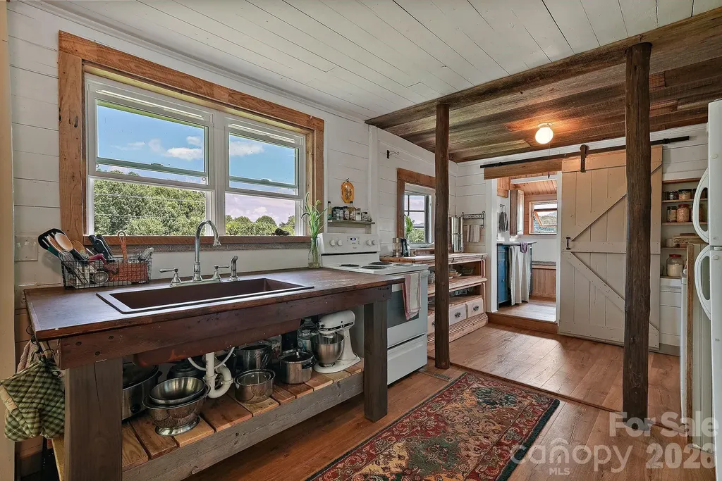 244 Flat Springs Road Elk Park NC 28622