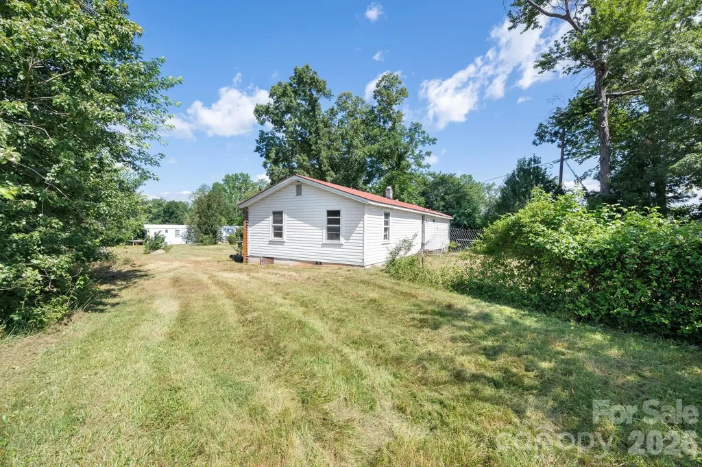 86 Sterling Drive Mills River NC 28759