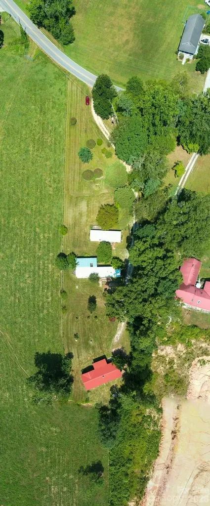86 Sterling Drive Mills River NC 28759