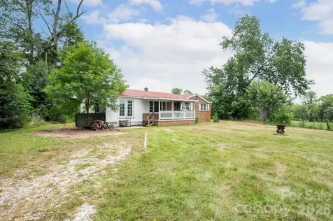 86 Sterling Drive Mills River NC 28759