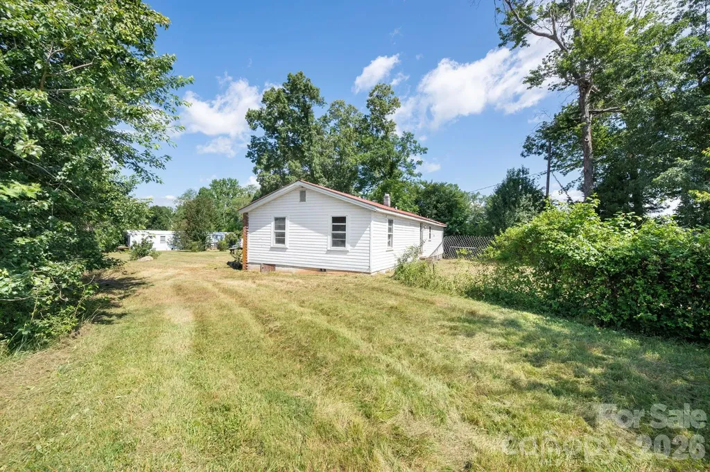 86 Sterling Drive Mills River NC 28759