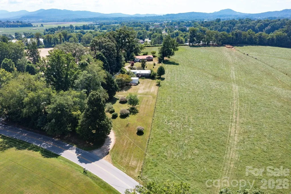 86 Sterling Drive Mills River NC 28759