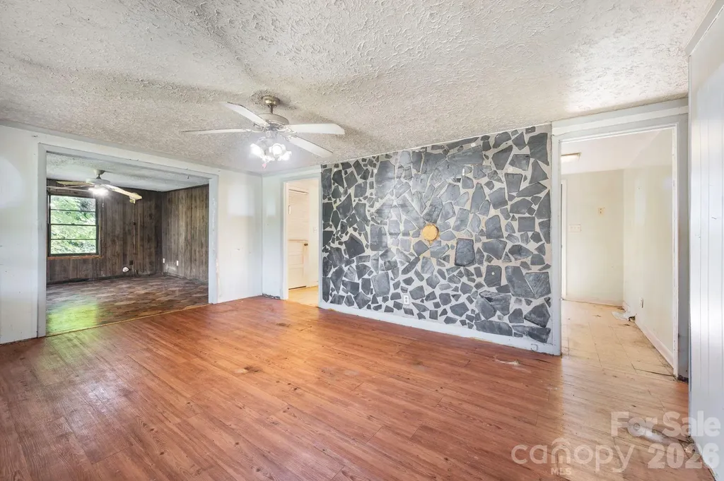 86 Sterling Drive Mills River NC 28759