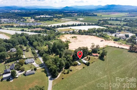 86 Sterling Drive Mills River NC 28759