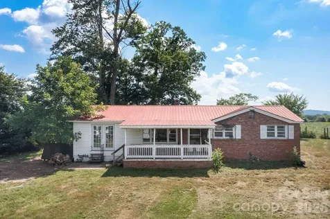 86 Sterling Drive Mills River NC 28759