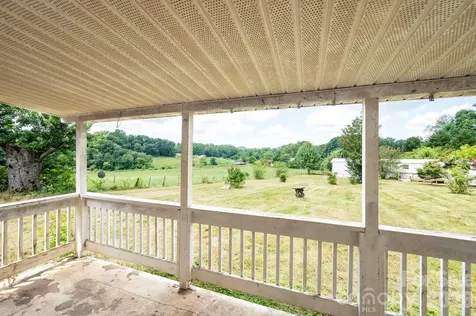 86 Sterling Drive Mills River NC 28759