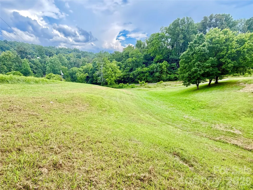 Weaverville NC, 100 Sprouse Town Road