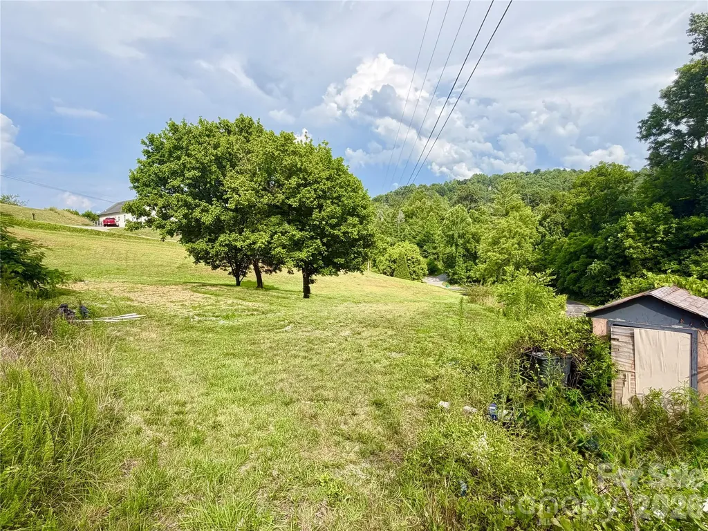 100 Sprouse Town Road Weaverville NC 28787