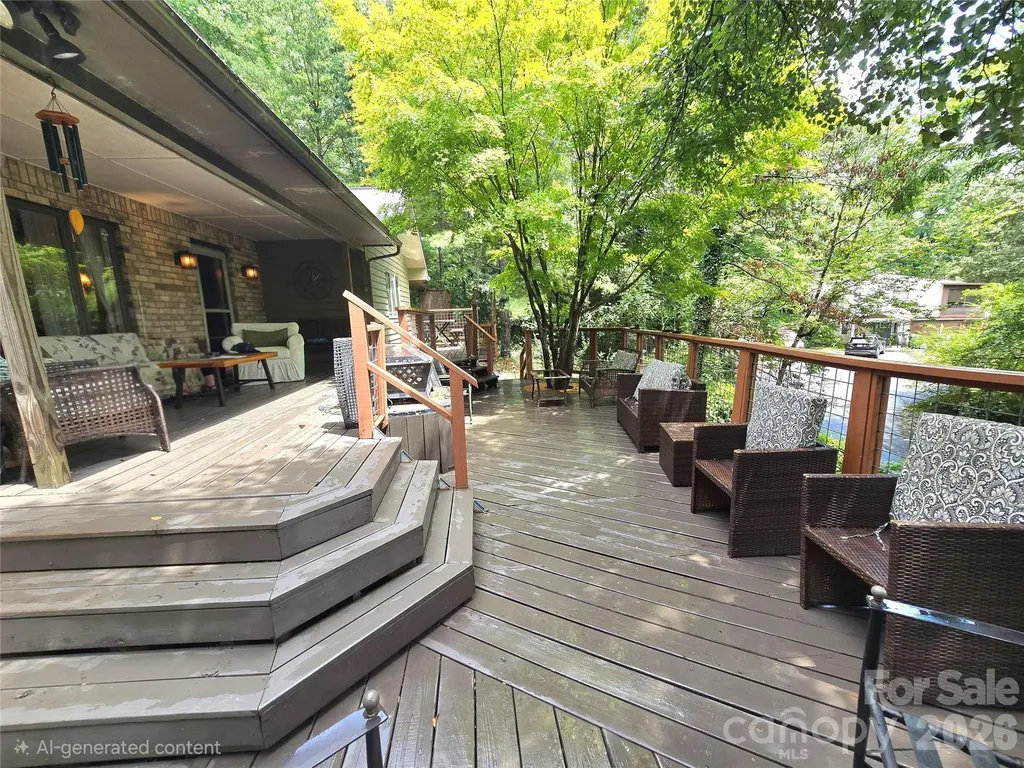 18 Rollingwood Road Asheville NC 28805