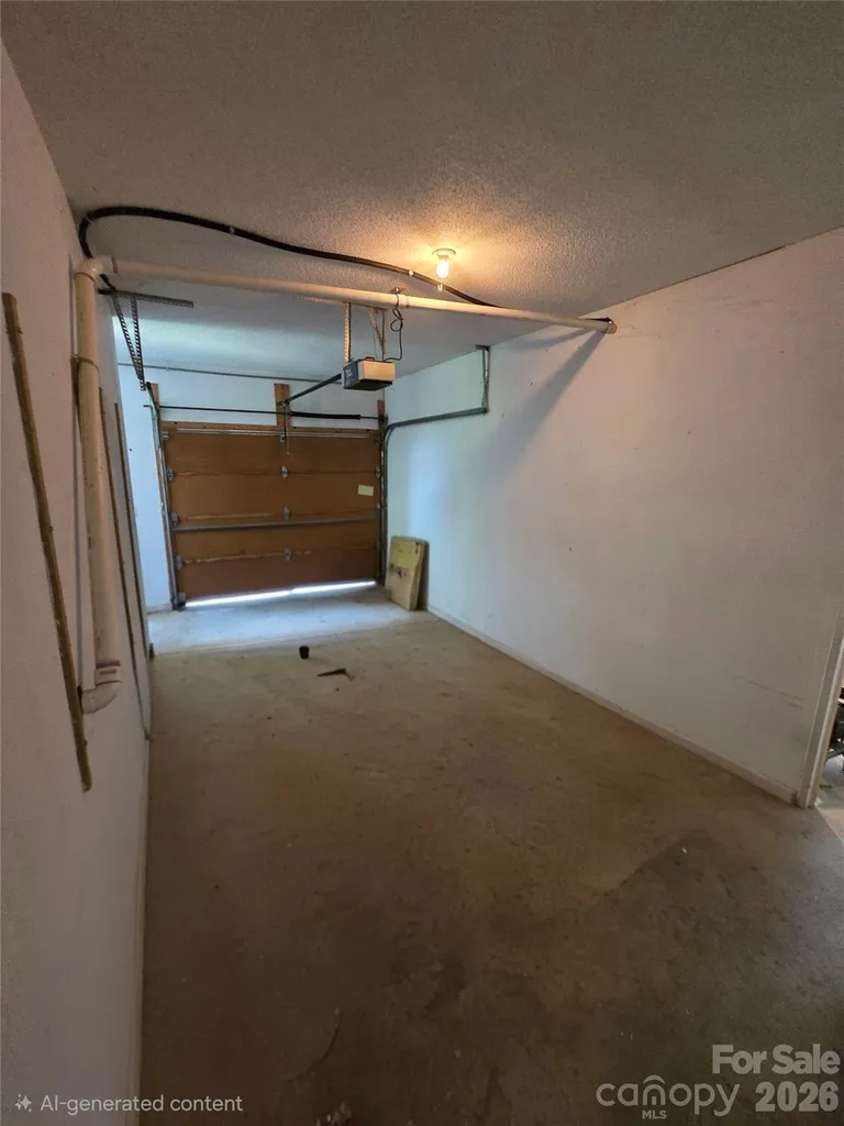 18 Rollingwood Road Asheville NC 28805