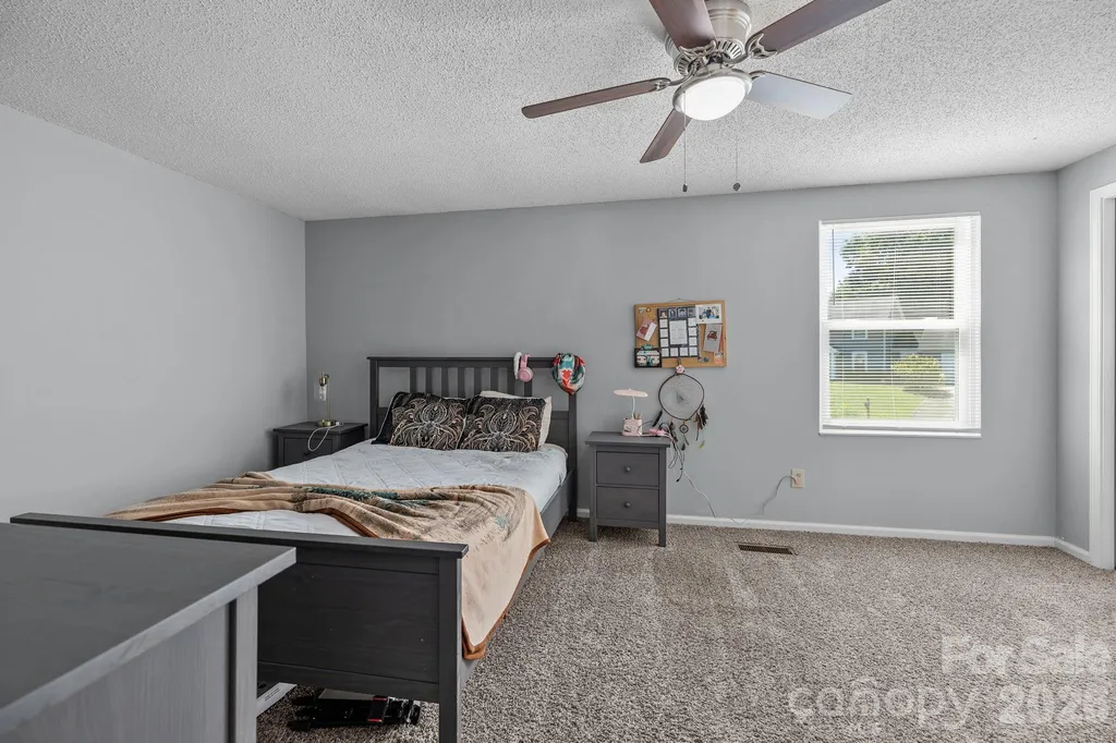 247 Water Oak Drive Pineville NC 28134