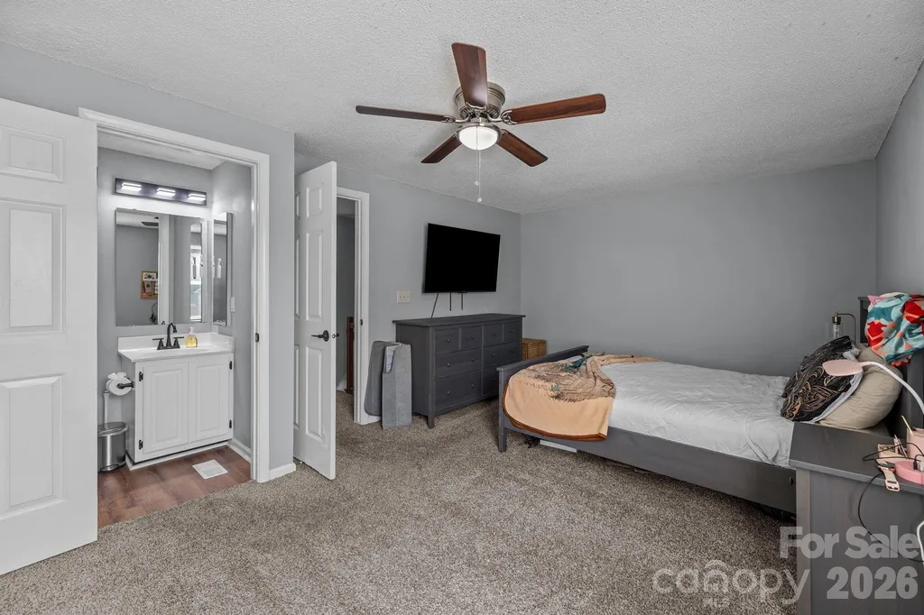247 Water Oak Drive Pineville NC 28134