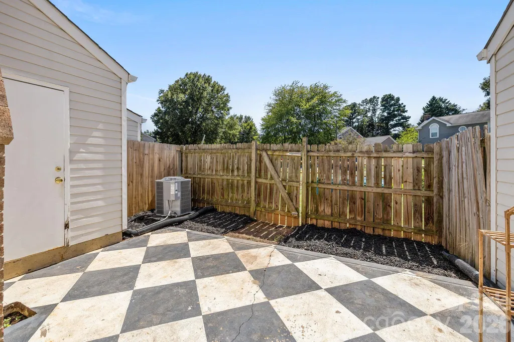 247 Water Oak Drive Pineville NC 28134