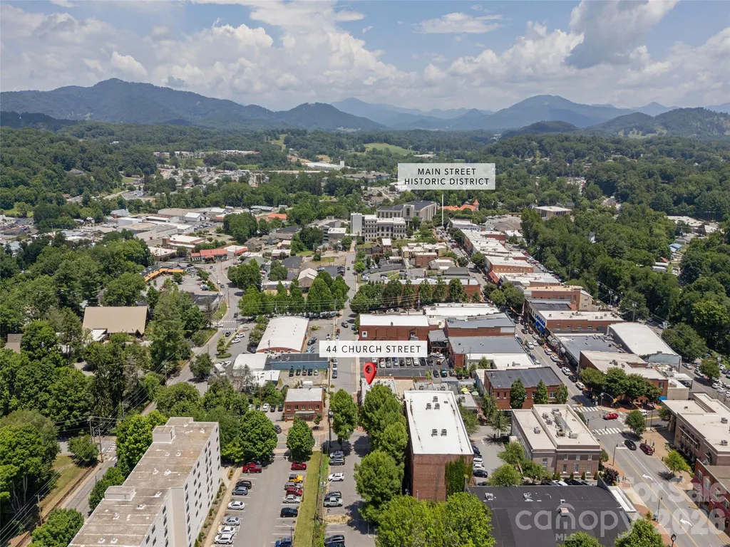 44 Church Street Waynesville NC 28786