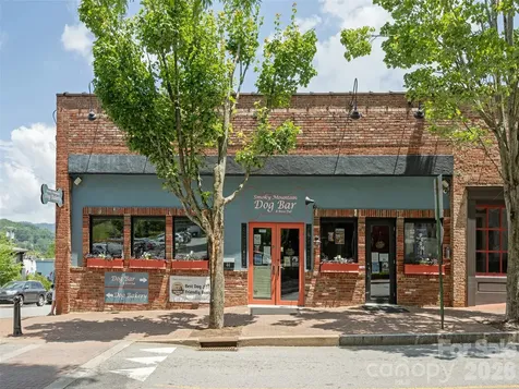 44 Church Street Waynesville NC 28786