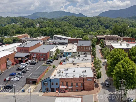 44 Church Street Waynesville NC 28786