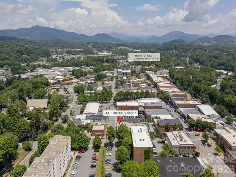44 Church Street Waynesville NC 28786