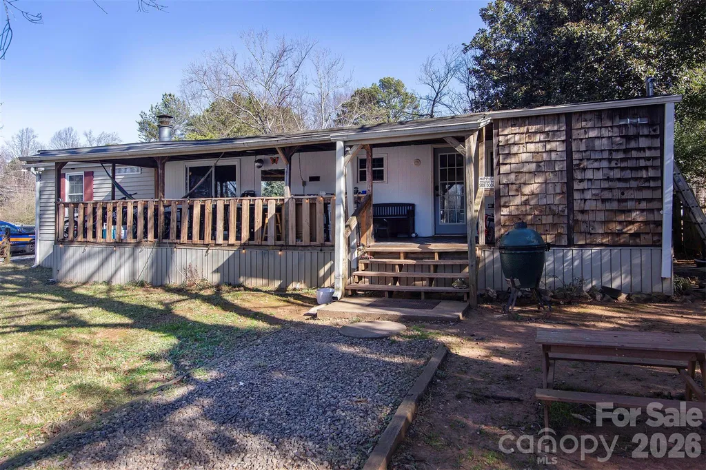 5727 Thompson Road Charlotte NC 28216