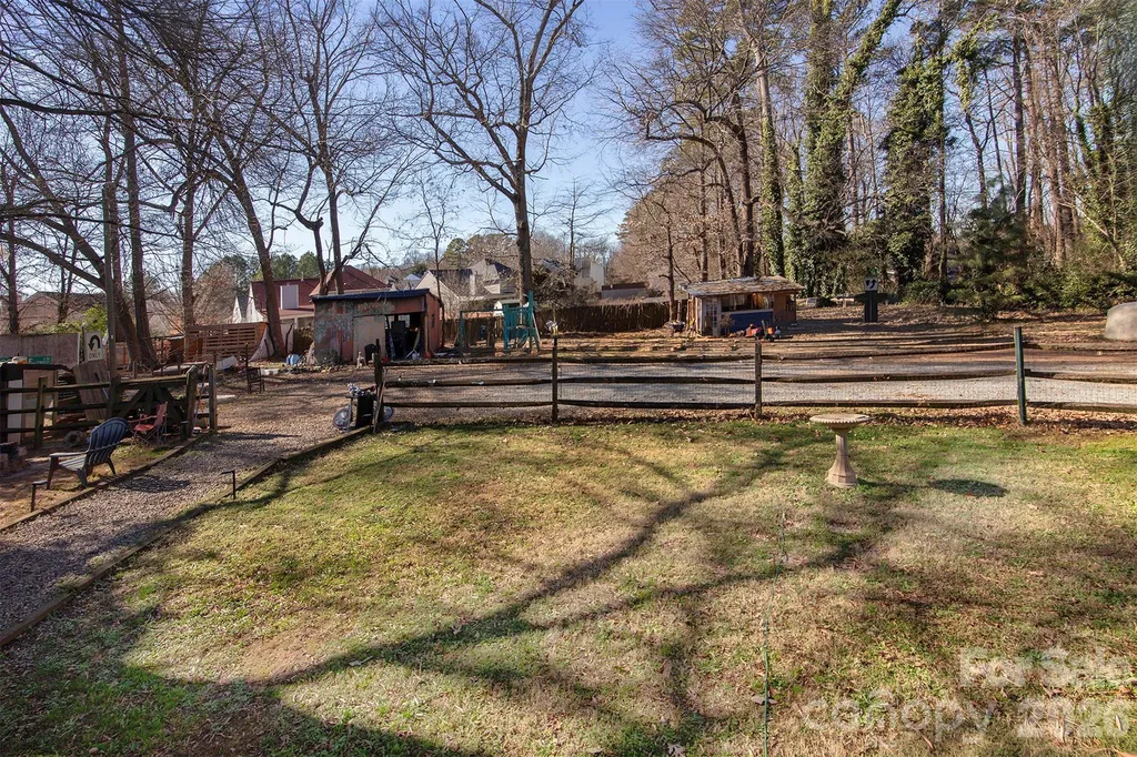 5727 Thompson Road Charlotte NC 28216