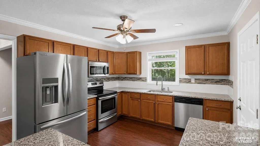 5313 Clearwater Lake Road Mount Holly NC 28120
