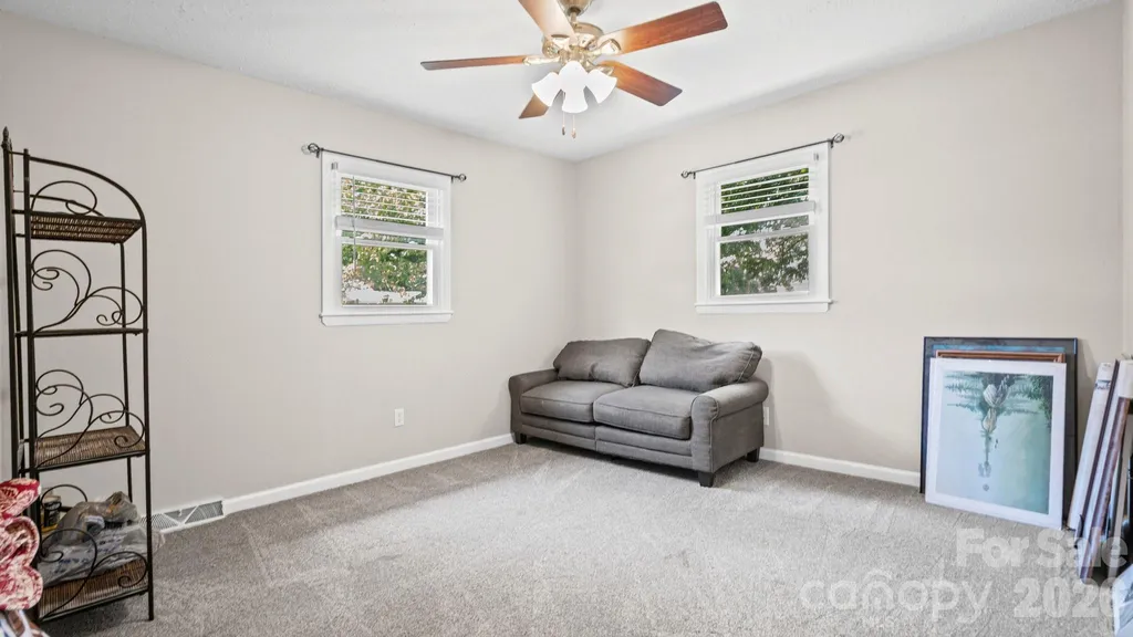 5313 Clearwater Lake Road Mount Holly NC 28120