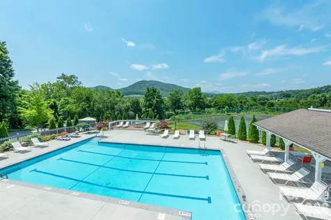 2903 Sagamore Lane Asheville NC 28806