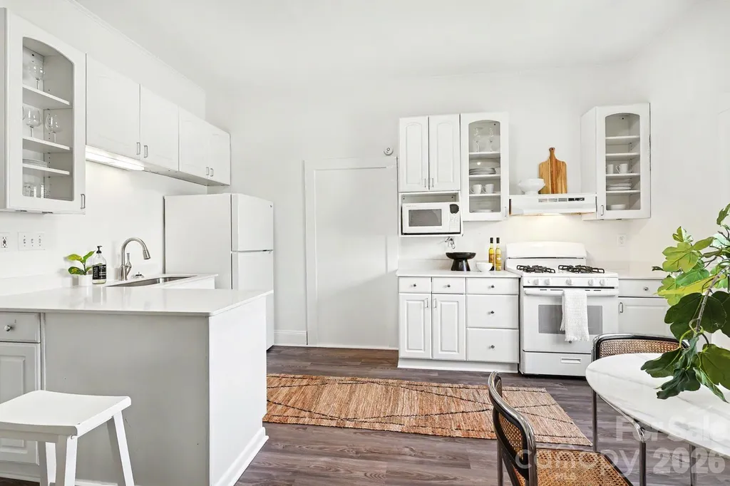 2816 Yadkin Avenue Charlotte NC 28205