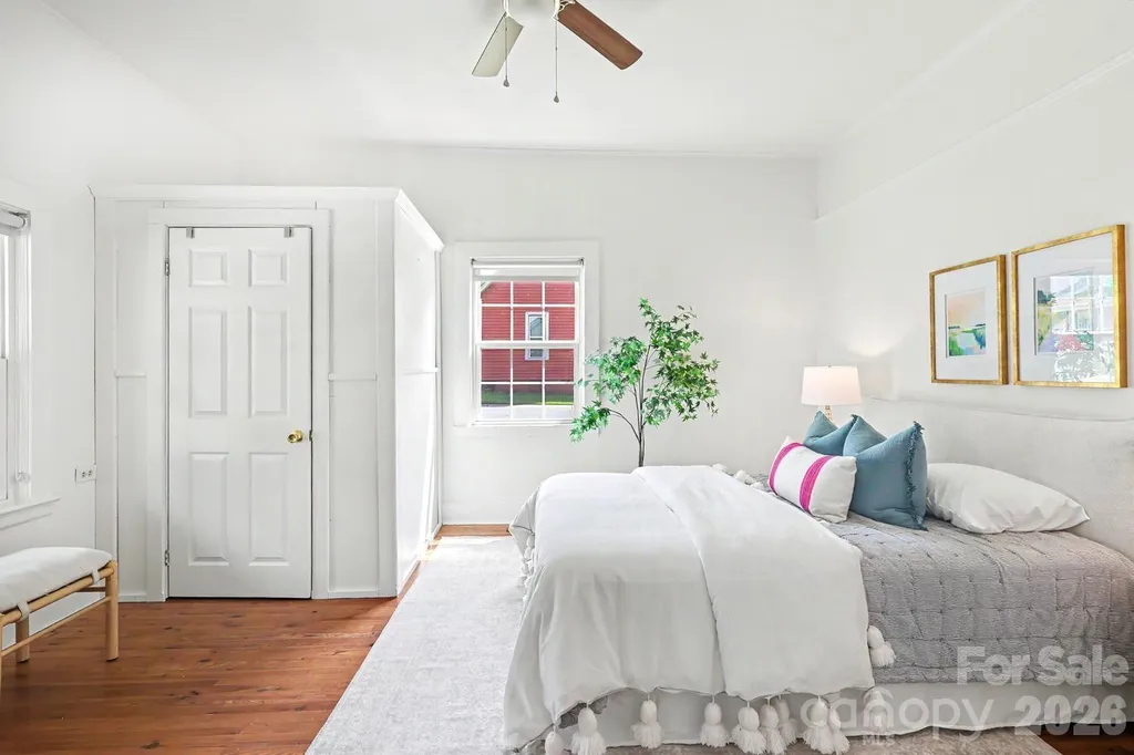 2816 Yadkin Avenue Charlotte NC 28205