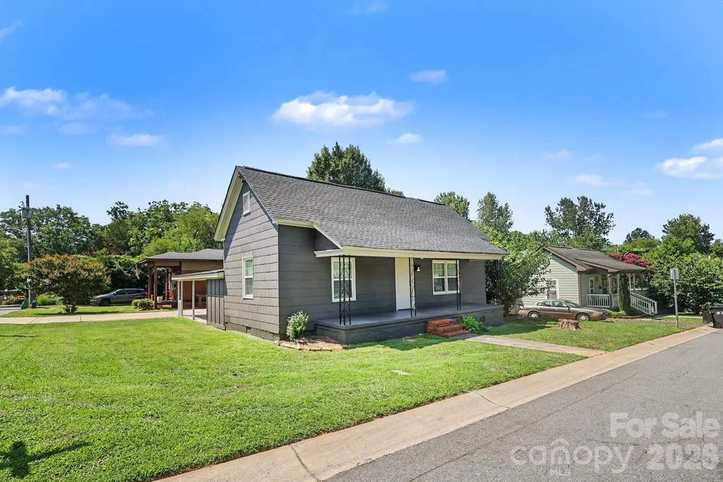 2816 Yadkin Avenue Charlotte NC 28205