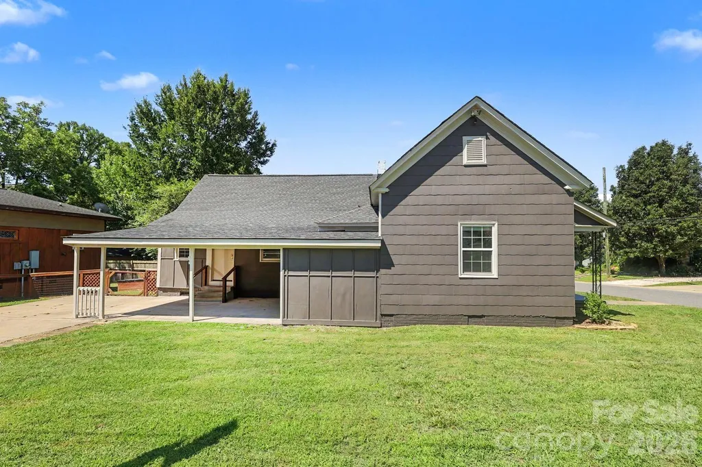 2816 Yadkin Avenue Charlotte NC 28205