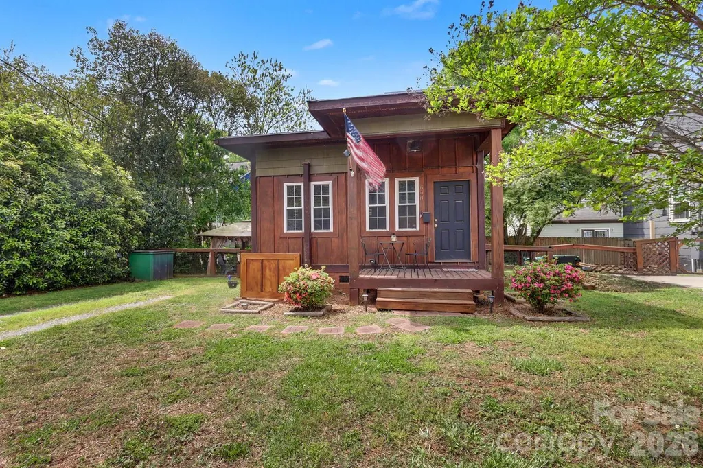 2816 Yadkin Avenue Charlotte NC 28205