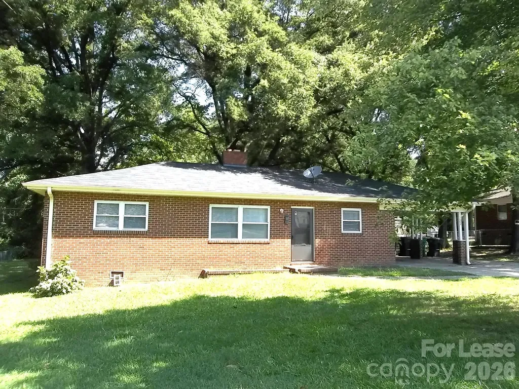 223 Dakota Street Charlotte NC 28216