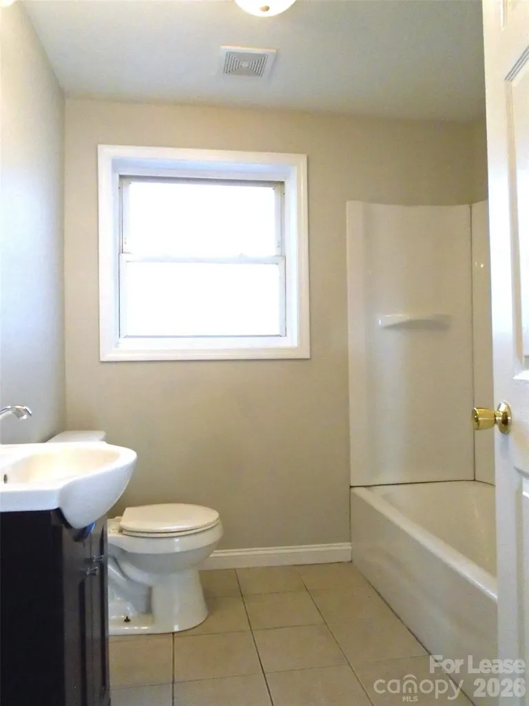 223 Dakota Street Charlotte NC 28216