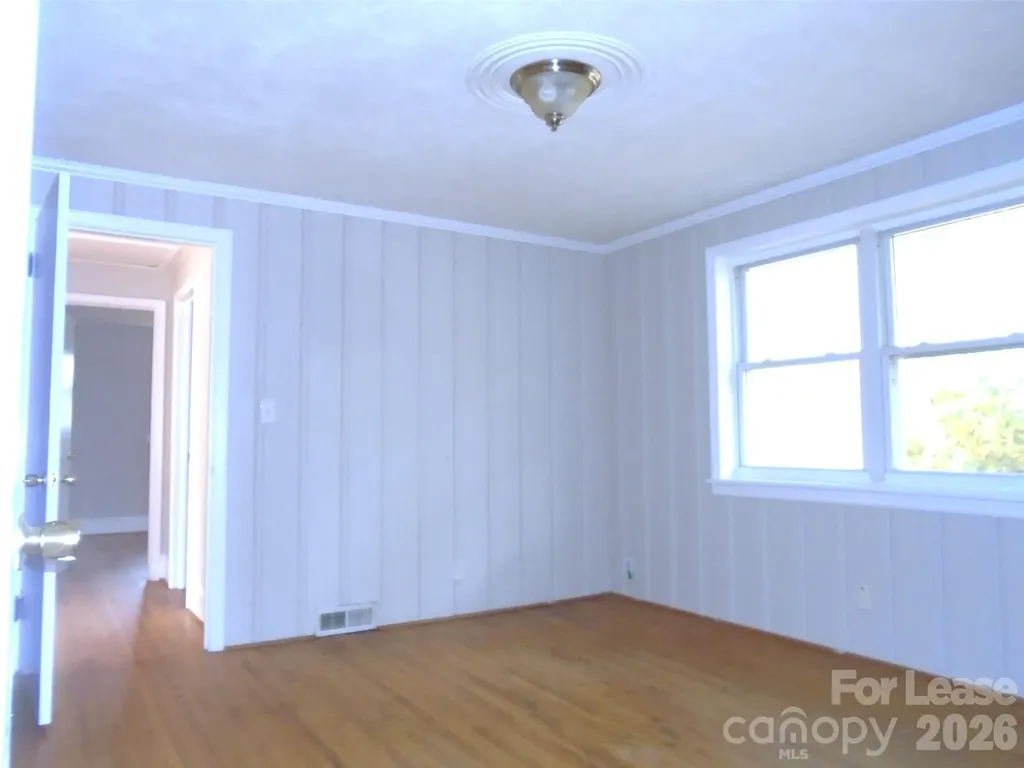 223 Dakota Street Charlotte NC 28216