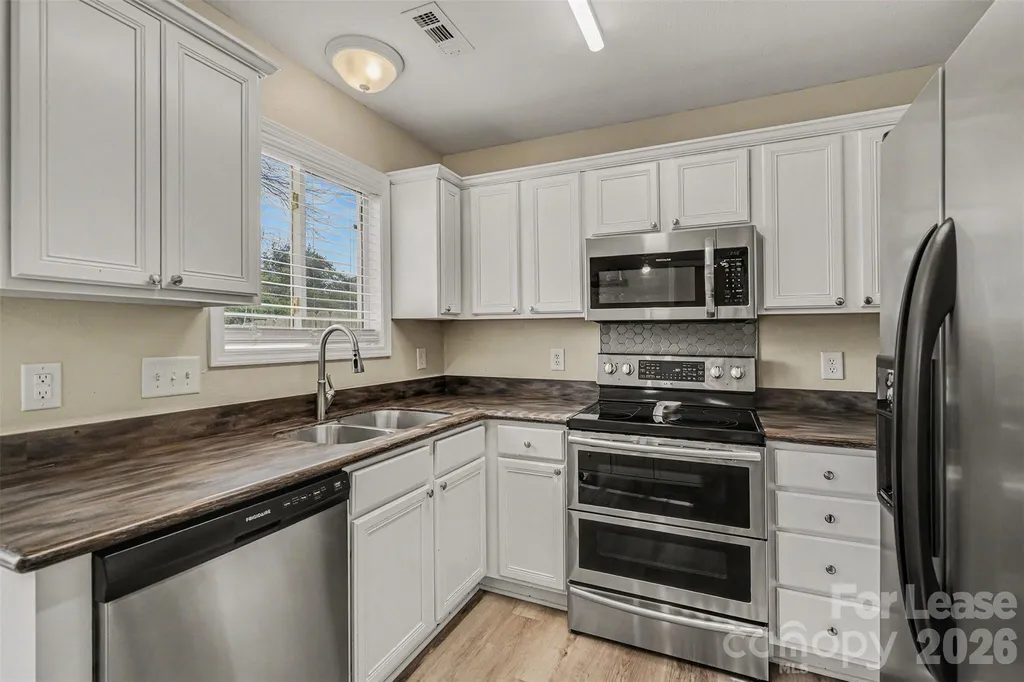 5504 Waverly Lynn Lane Charlotte NC 28269