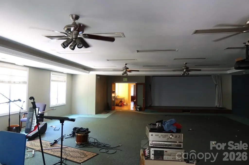 415 1st Avenue SE Hickory NC 28602